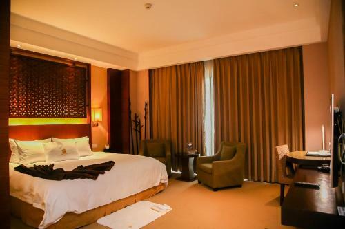Hotel Golden Bay Resort
