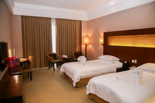 Hotel Golden Bay Resort