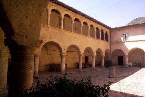 Bed & Breakfast Abbazia San Pietro In Valle