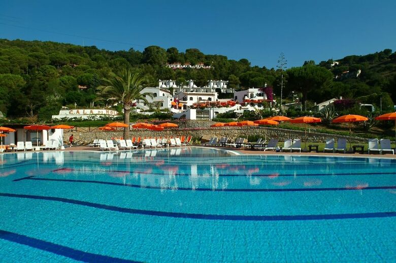 Hotel Cala Di Mola