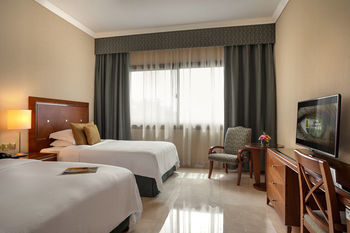 Hotel Al Ain Rotana
