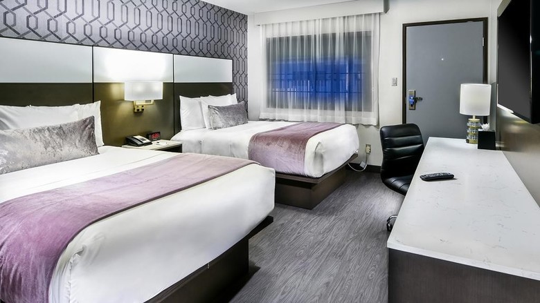 Surestay Collection By Best Western Saharan Hotel