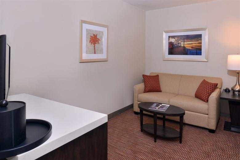 Hotel Best Western Plus Royal Palace Inn & Suites
