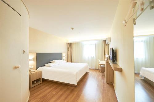 Hanting Hotel Rizhao Railway Station