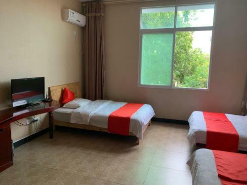 Xishuangbanna Jinjiangnan Business Hotel