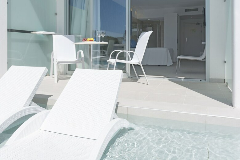 Reverence Mare Hotel Adults Only