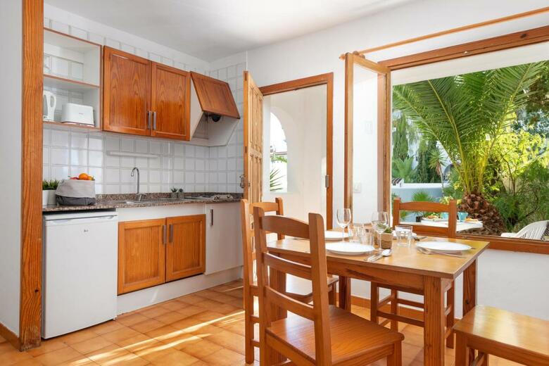 Holiday Park Apartments
