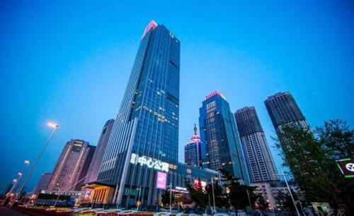 Qingdao Jinshan We+ Holiday Apartment ?wusi Square?