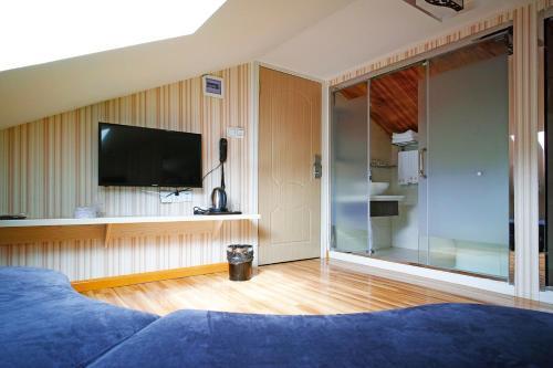 Hangzhou Xihu Qinghe Hostel