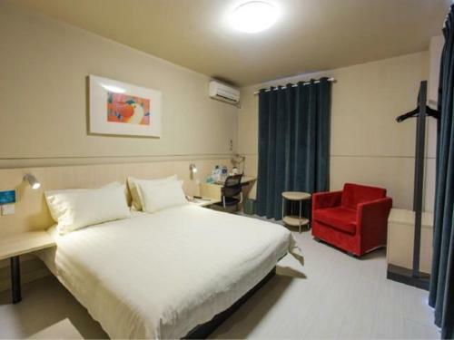 Hotel Jinjiang Inn Xinxiang Railway Station