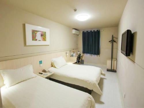 Hotel Jinjiang Inn Xinxiang Railway Station