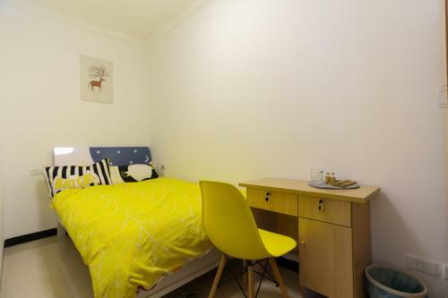 Guiyang Miao Station Hostel