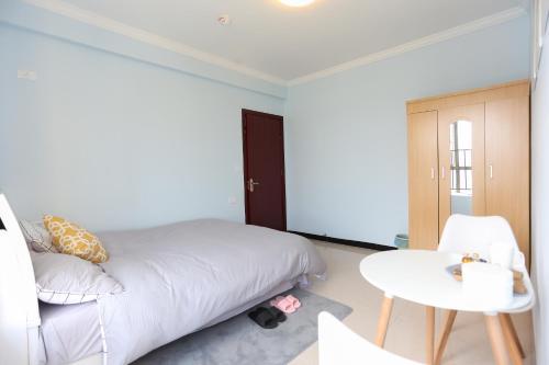 Guiyang Miao Station Hostel