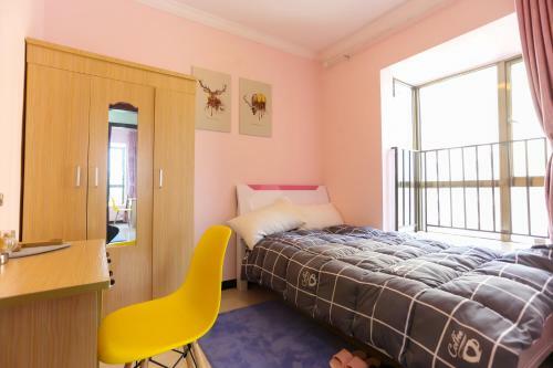 Guiyang Miao Station Hostel