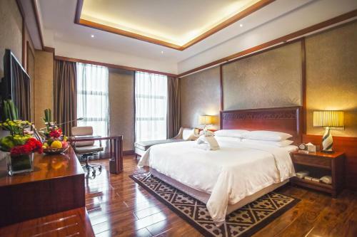 Huachen International Hotel