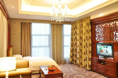 Huachen International Hotel