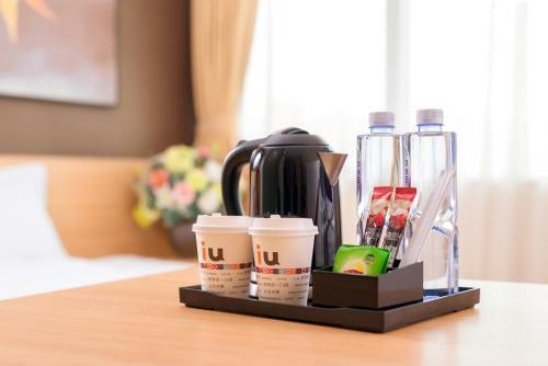 Iu Hotel Shenyang Railway Station Sk Transfer Center