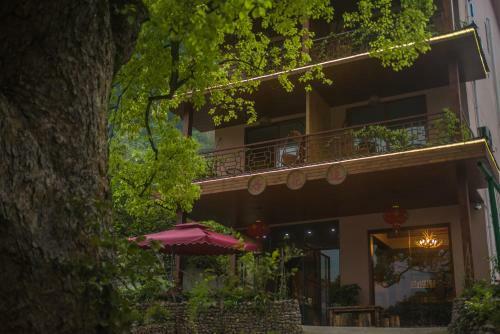 Posada Yangshuo Lianhuaju Inn