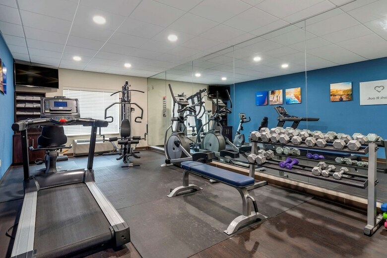 Hotel Comfort Suites At Eglin Air Force Base