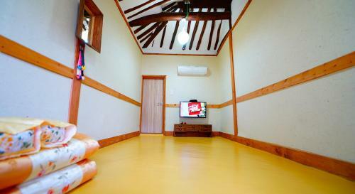 Hostal Beautiful Garden Hanok Guesthouse