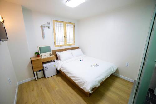 Hostal Myeongdong Cheese Hotel