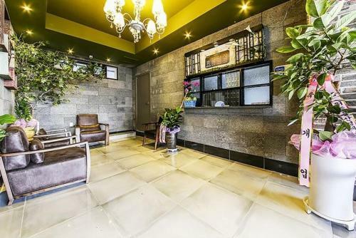 Venice Motel Yonghodong