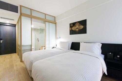 Golden Tulip M Hotel