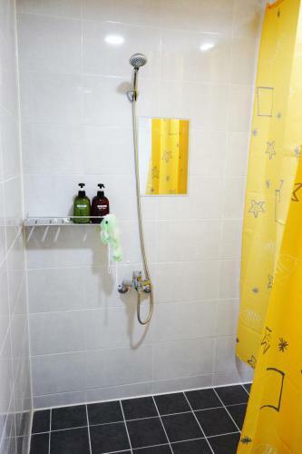 Albergue Onna Guesthouse