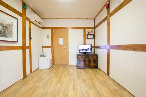 Hostal Ddlanche Hanok Stay Guesthouse