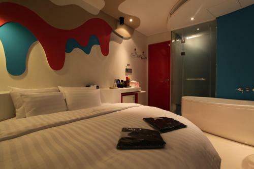 Motel Nine Star Hotel