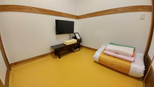 Hostal Sophia Hanok Guesthouse