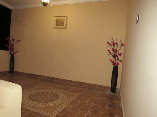 Albergue Mena Inn Pyramids