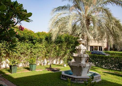 Villa Nasma Luxury Stays - Frond M, Palm Jumeirah