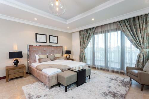 Villa Nasma Luxury Stays - Frond M, Palm Jumeirah