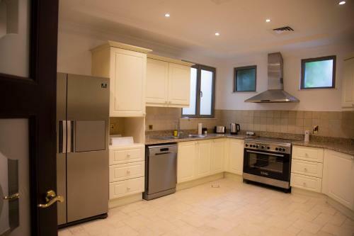 Villa Nasma Luxury Stays - Frond M, Palm Jumeirah