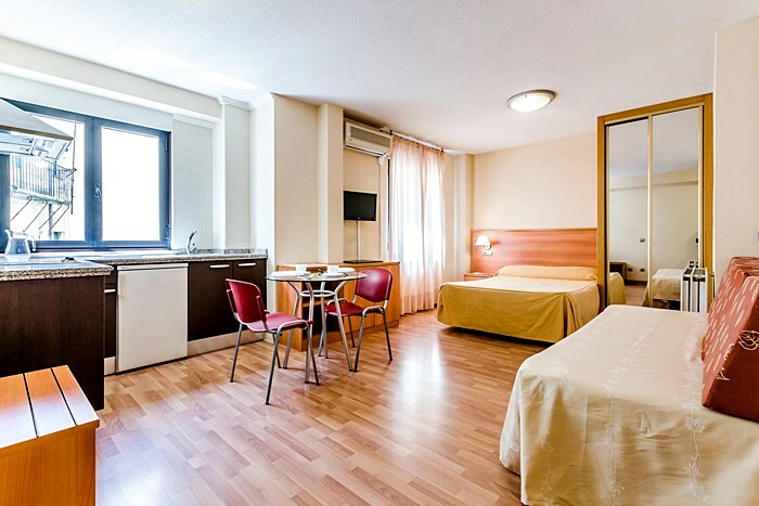 Hotel Apartamentos Jch Congreso