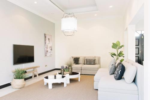 Villa Kennedy Towers - Canal Cove N