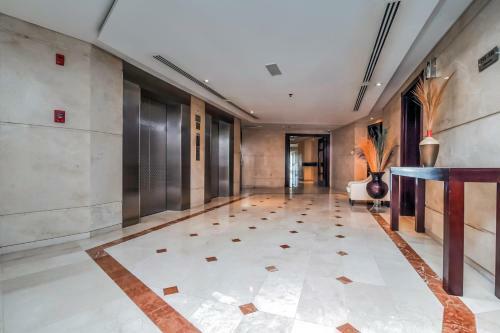 Apartamento Parkside Suites - Discovery Gardens