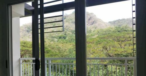 Apartamentos Beach Condos At Mt.pico De Loro Beach