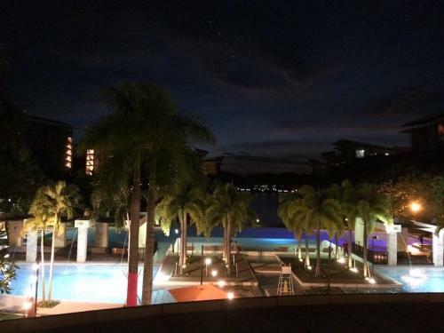 Apartamentos Beach Condos At Mt.pico De Loro Beach