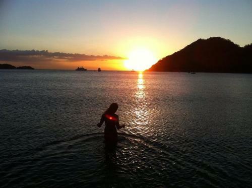 Apartamentos Beach Condos At Mt.pico De Loro Beach