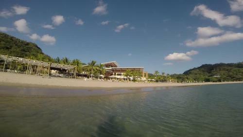 Apartamentos Beach Condos At Mt.pico De Loro Beach