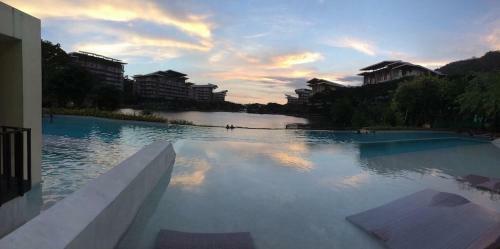 Apartamentos Beach Condos At Mt.pico De Loro Beach