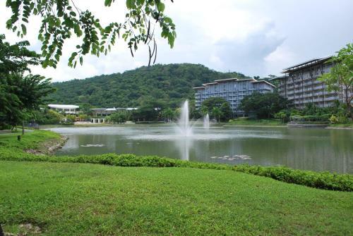 Apartamentos Jenny's Place At Mount Pico De Loro