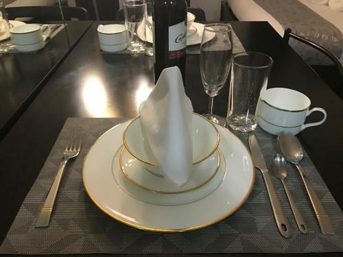Apartamentos Avida Condo Near Naia