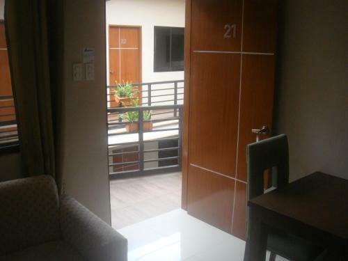 Hidden Pearl Hotel (janus Luxury Suites)