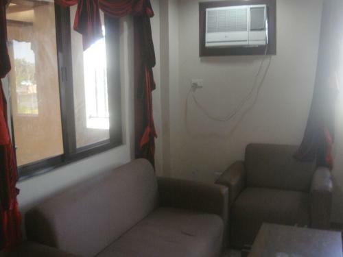 Hidden Pearl Hotel (janus Luxury Suites)