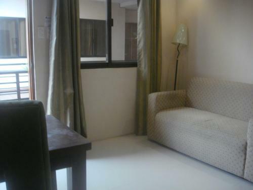 Hidden Pearl Hotel (janus Luxury Suites)