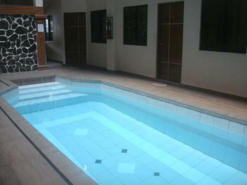Hidden Pearl Hotel (janus Luxury Suites)