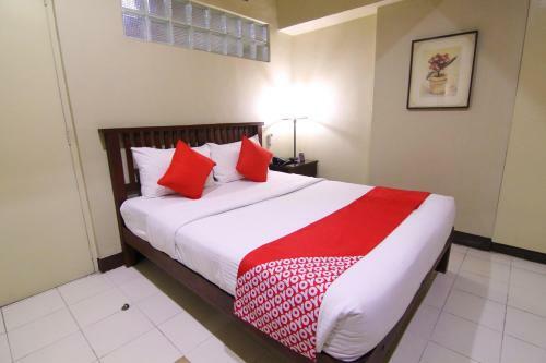 Artina Suites Hotel